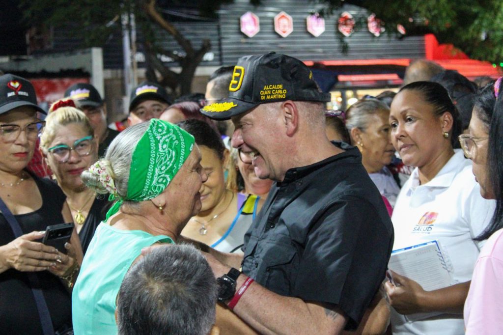 Alcaldía de Maracaibo reinauguró plaza del 18 de Octubre para celebrar 77 aniversario 3 1001045330