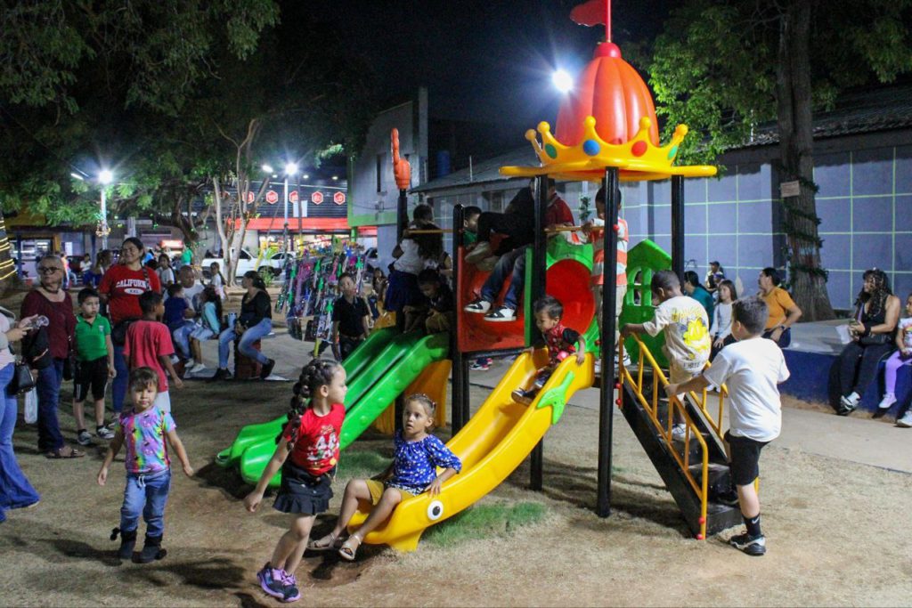 Alcaldía de Maracaibo reinauguró plaza del 18 de Octubre para celebrar 77 aniversario 2 1001045332
