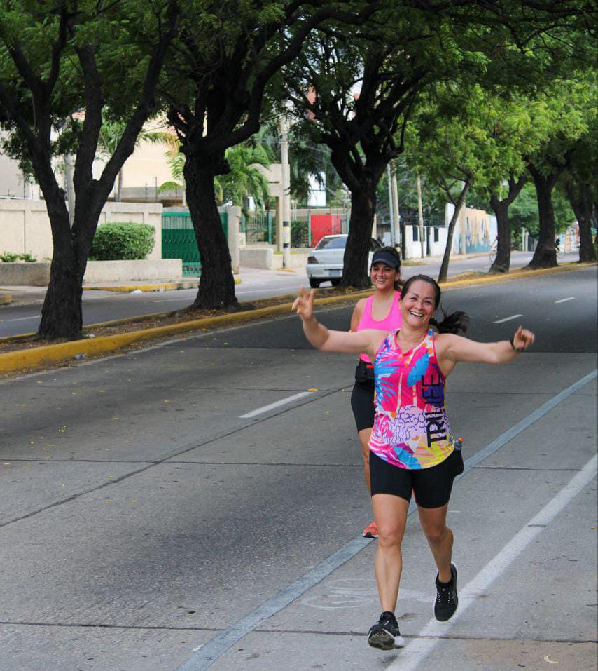 Más de mil personas se activan cada domingo en la Ciclovía 3 1001065152