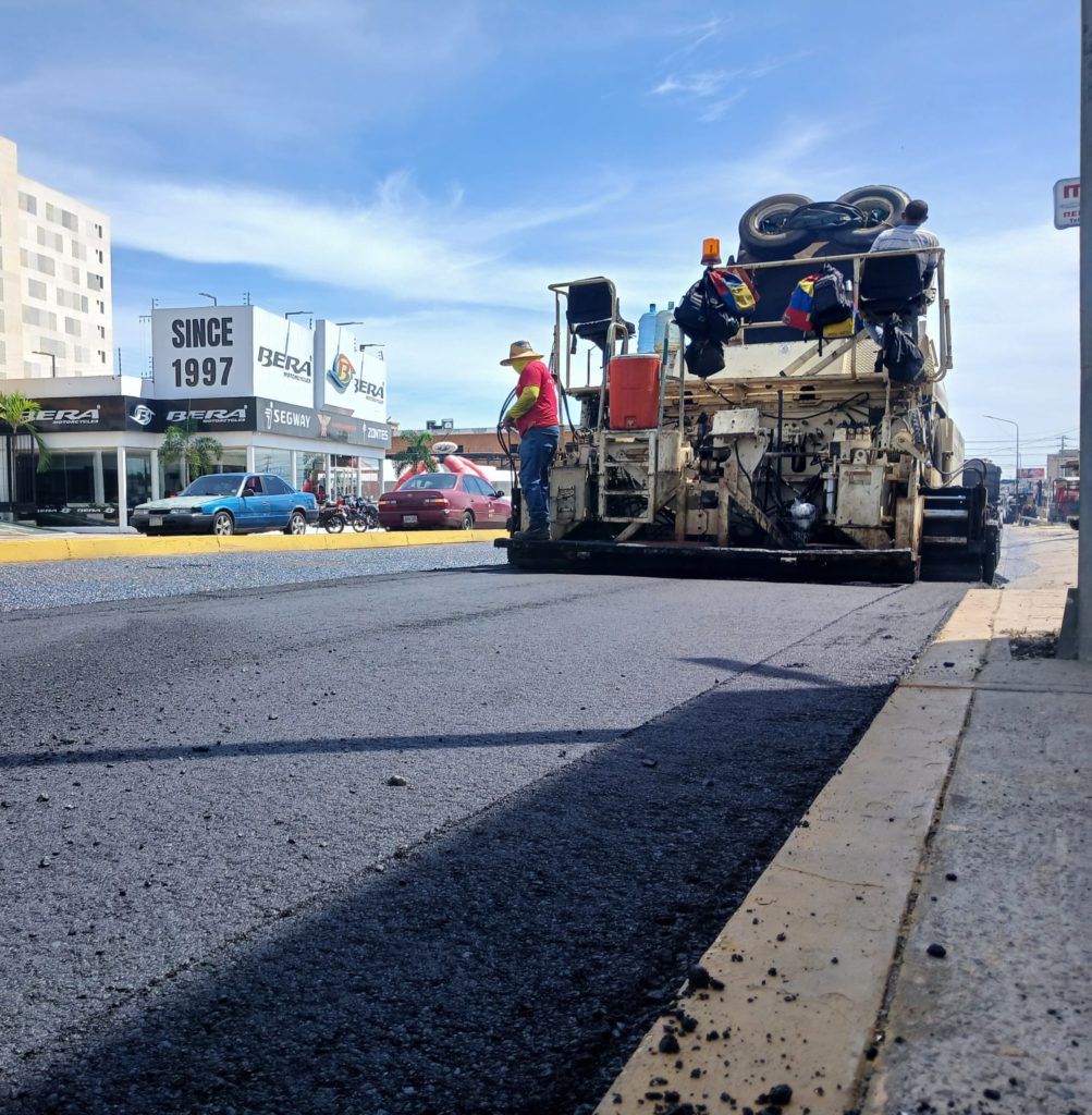 Culminó rehabilitación de la avenida Las Delicias con 5.600 toneladas de asfalto 2 1001072862