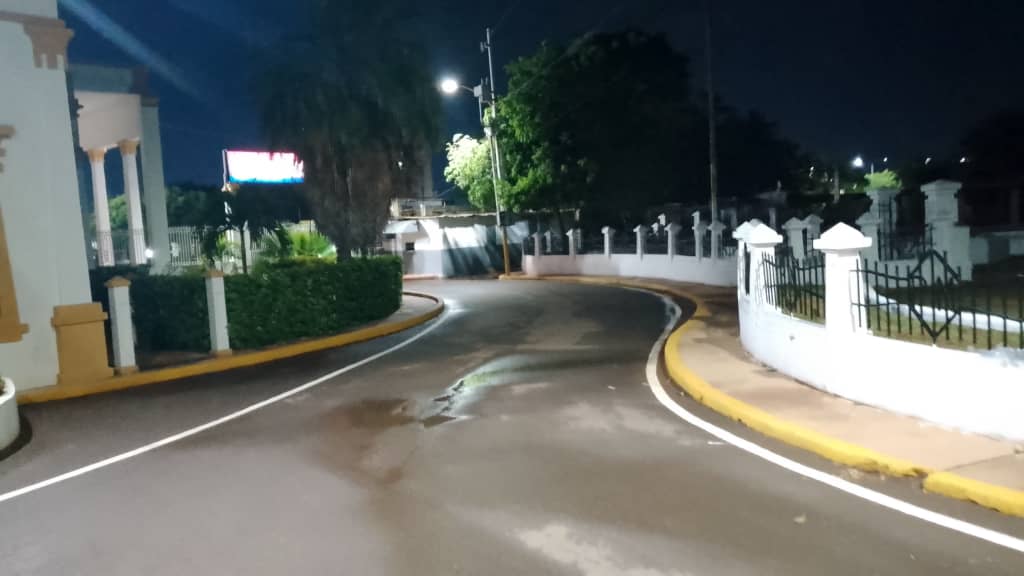 Alcaldía de Maracaibo continúa realizando mantenimiento a cementerios de la municipalidad 3 1001082889