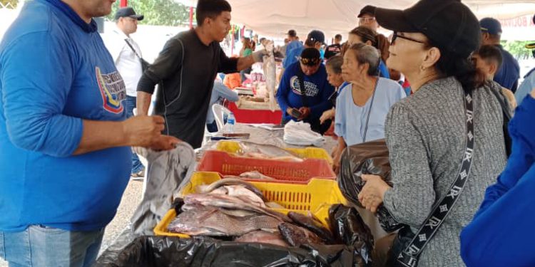 Dos jornadas semanales de alimentos realizará la Alcaldía de Maracaibo 1 IMG 20251004 WA0203