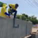 Alcaldía de Maracaibo instaló tubería aérea de gas doméstico para 1500 familias en Venancio Pulgar 10 IMG 20251007 WA0109