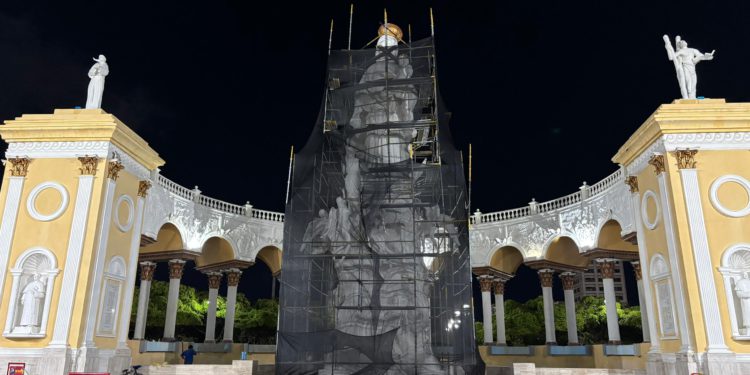 Monumento a La Chinita lucirá renovado en la Bajada de la Virgen tras rehabilitación ejecutada por la Gobernación 1 IMG 20251014 WA0127