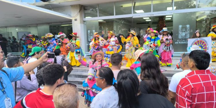 Maracaibo celebró el 9no Aniversario de la Declaratoria Nacional del Baile de la Burriquita como Patrimonio Cultural de Venezuela 1 IMG 20251022 WA0035