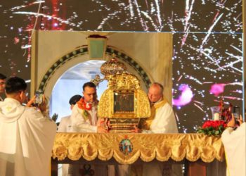 Más de 60 mil feligreses recibieron Virgen de Chiquinquirá en su "Solemne Bajada" 5 IMG 20251026 WA0026