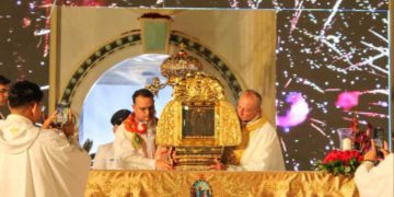 Más de 60 mil feligreses recibieron Virgen de Chiquinquirá en su "Solemne Bajada" 11 IMG 20251026 WA0026