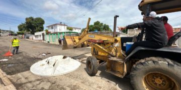 Alcaldía Bolivariana de Maracaibo atiende con el Operativo Cachivache a la parroquia Cacique Mara 11 IMG 20251026 WA0126