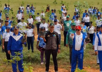 Cinco mil plantas establecen en el Zulia por el Día Internacional contra el Cambio Climático 2 IMG 20251026 WA0132