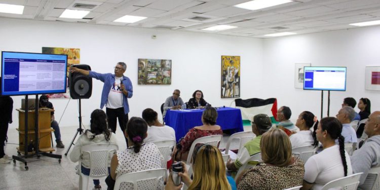 Profesor Lino Morán: “La gestión pública debe hacerse desde las comunidades” 1 IMG 20251030 WA0029 1