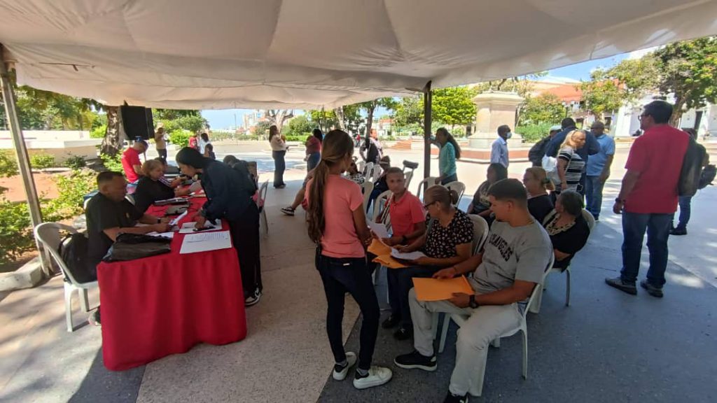 Proyectos aprobados en 2da Consulta Popular de la Juventud consignan requisitos para su financiamiento por la Alcaldía de Maracaibo 4 1001095987