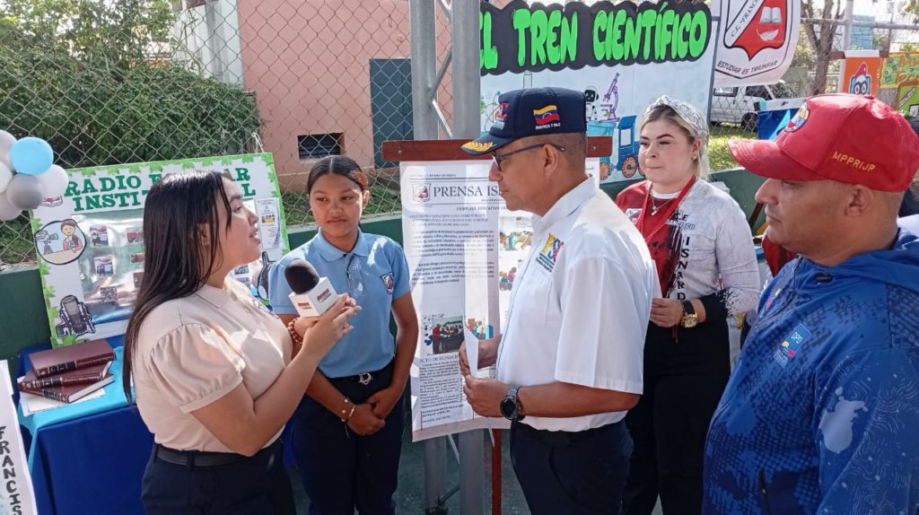 Autoridades refuerzan seguridad escolar con el Programa "Mi Escuela, Mi Zona Segura" 2 1001097866