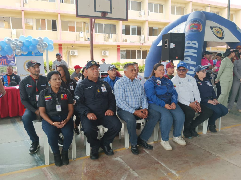 Plan "Mi liceo, mi zona segura" promueve la formación integral preventiva de la juventud zuliana 3 1001098669