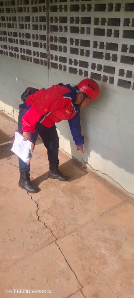 Dirección de Protección Civil y Administración de Desastres Miranda -Zulia atendió 125 novedades durante el mes de octubre<br> 3 1001099215