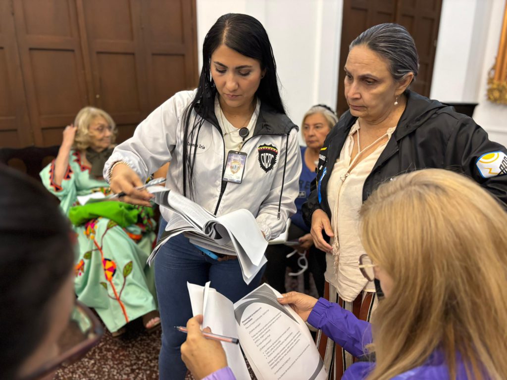 Zulia instala equipo promotor estadal de la Constituyente-capítulo Mujer 3 1001102732