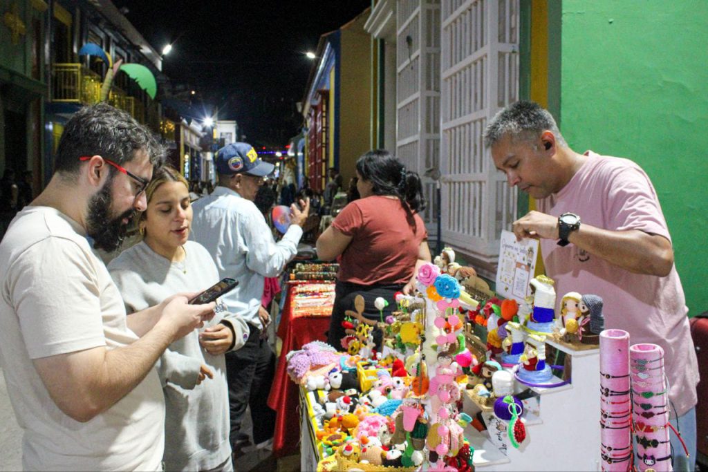 Miles de marabinos disfrutaron de la tradición y el reencuentro familiar en el evento “Vive la Retreta” 4 1001133318