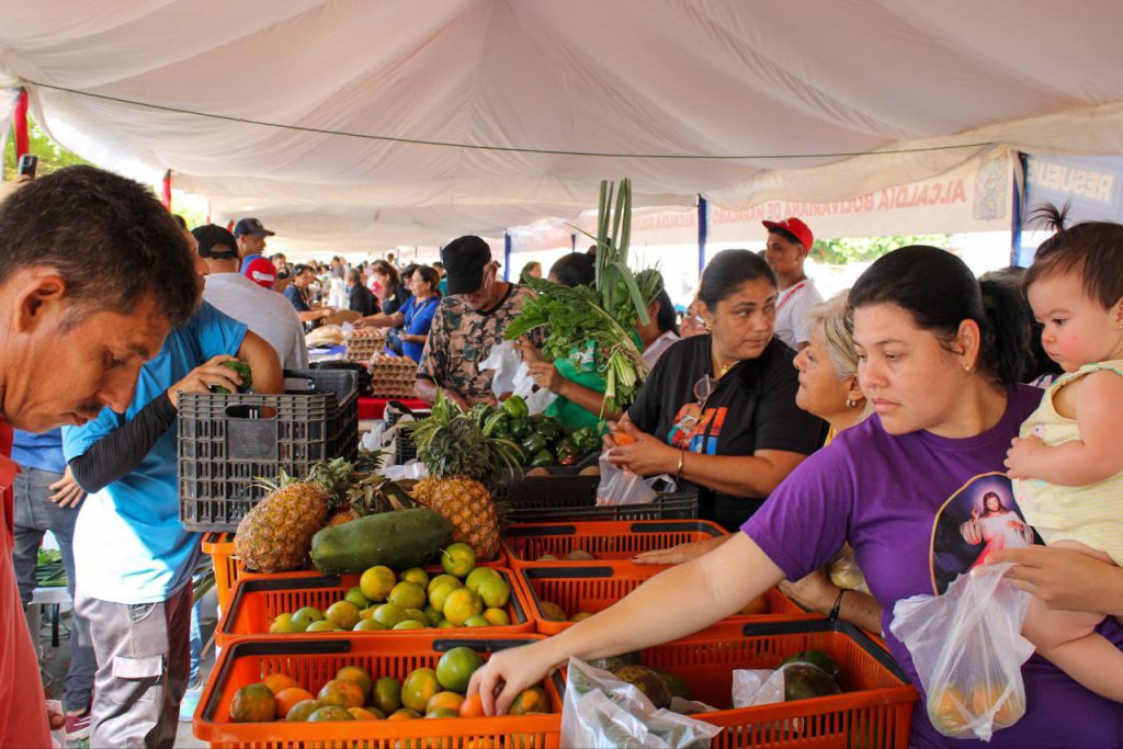 Jornadas de Mercados Populares Municipales han beneficiado a más de 35 mil familias maracaiberas 2 1001133495