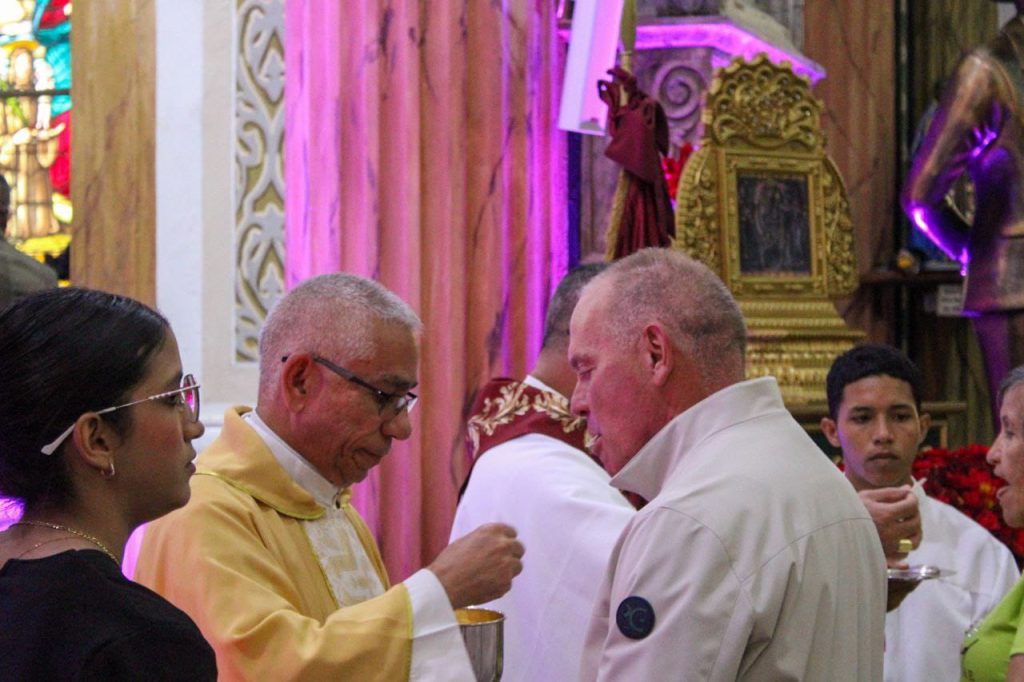 Celebrada misa de la GNB en honor a su patrona, la Virgen de Chiquinquirá 5 1001134655