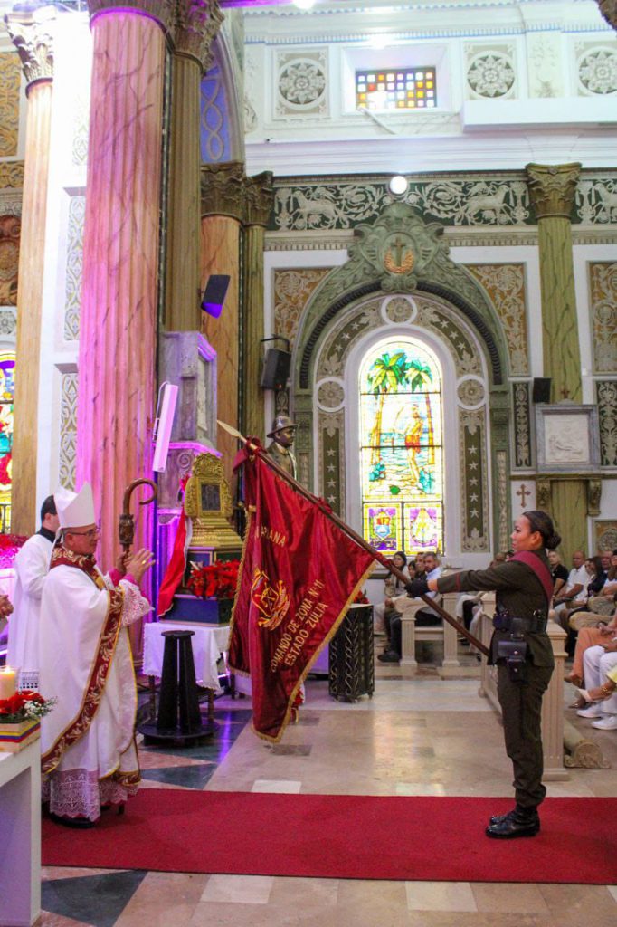 Celebrada misa de la GNB en honor a su patrona, la Virgen de Chiquinquirá 3 1001134657