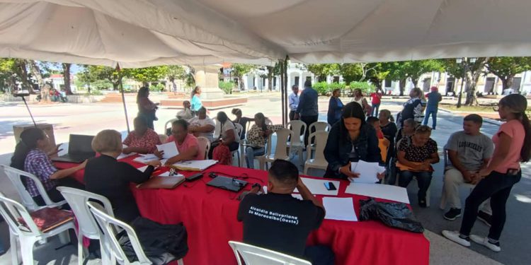 Proyectos aprobados en 2da Consulta Popular de la Juventud consignan requisitos para su financiamiento por la Alcaldía de Maracaibo 1 IMG 20251105 WA0025