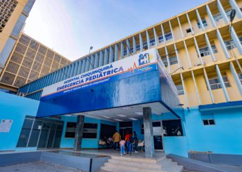 Gobernador del Zulia cumple promesa e inicia rehabilitación del Hospital Chiquinquirá 3 IMG 20251111 WA0225