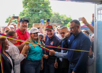 Alcalde Di Martino: "En los CDI se incrementa la atención en especialidades médicas 3 IMG 20251112 WA0223