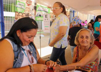 Alcaldía de Maracaibo prioriza atención a los adultos mayores en jornadas integrales 4 IMG 20251113 WA0015
