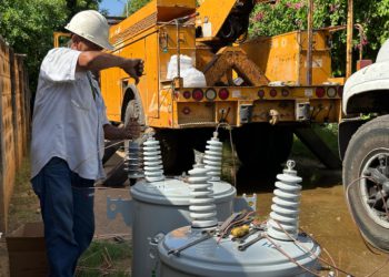 Gobierno Bolivariano instaló 50 transformadores eléctricos en Maracaibo 3 IMG 20251113 WA0139