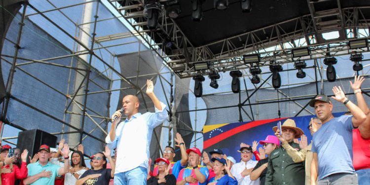 ¡Organización popular! Juramentados miembros de Comités Bolivarianos de Base Integral del Zulia 1 IMG 20251115 WA0184