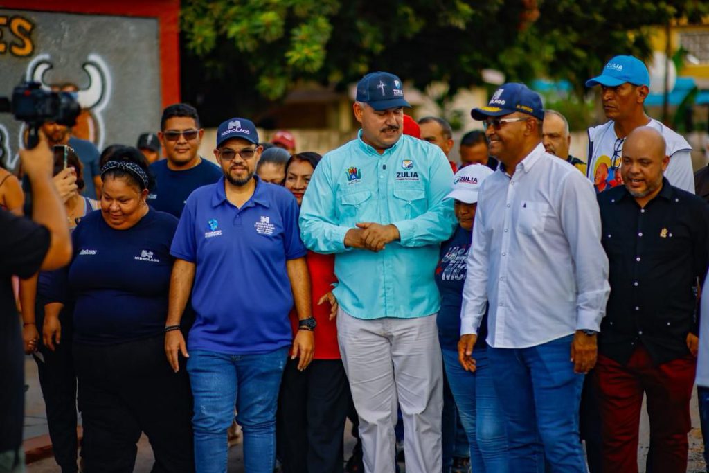 Plan Rector de Aguas Servidas sustituye colector de aguas en parroquia Caracciolo Parra Pérez 2 1001217891