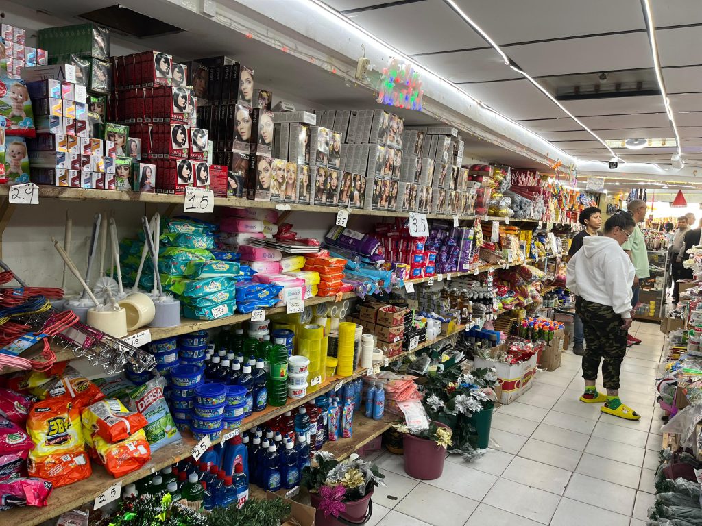 Autoridades de Cabimas supervisan comercios para garantizar cobro de la Tasa cambiaría oficial 2 1001288512