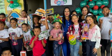 "Acéptame como soy” llevó alegría a niños con discapacidad auditiva 11 IMG 20251204 WA0348