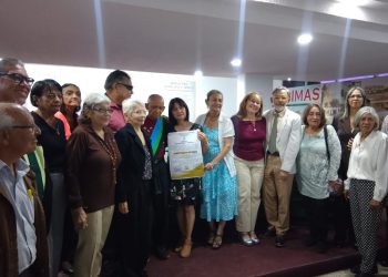 <br>Concejo Municipal de Cabimas rinde homenaje los escritores en su día 2 IMG 20251205 WA0258