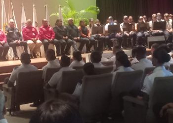 UNES Zulia celebró acto solemne de ascenso de estudiantes del Período I-2025 3 IMG 20251215 WA0246