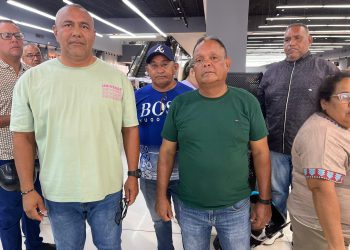 Autoridades de Cabimas supervisan comercios para garantizar cobro de la Tasa cambiaría oficial 3 IMG 20251230 WA0031