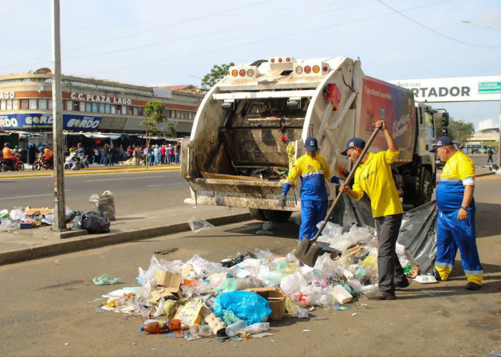 Alcalde de Maracaibo encabezó operativo para recolectar más de 3 mil toneladas de basura en casco central 3 1001296141