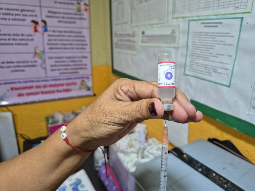 IMSASUR activa jornadas de vacunación contra la hepatitis B en San Francisco 3 1001355848