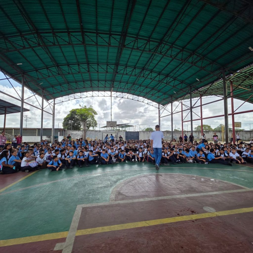 Jornada Integral “Mi Liceo, Mi Zona Segura” se desarrolló en el Liceo Nacional Simón Bolívar de Maturín 2 1001355880