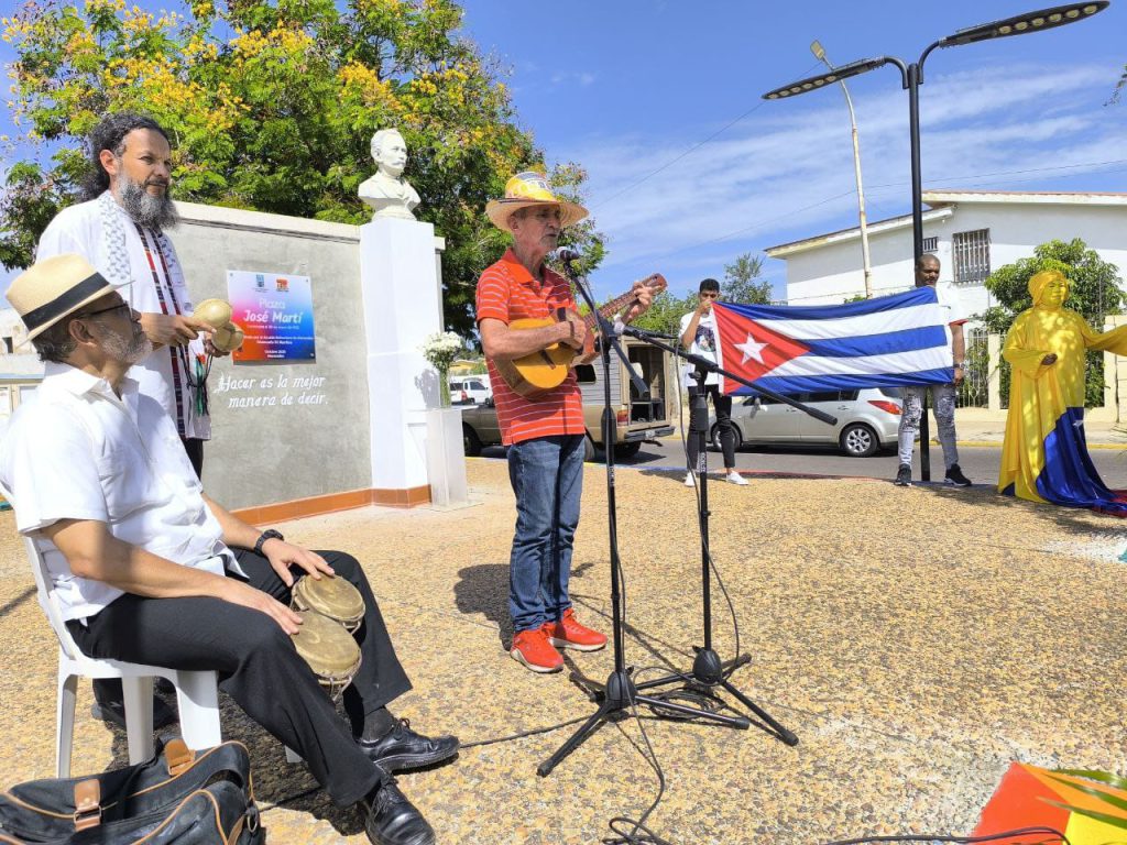 Maracaibo rindió honores a José Martí en su natalicio 2 1001378664