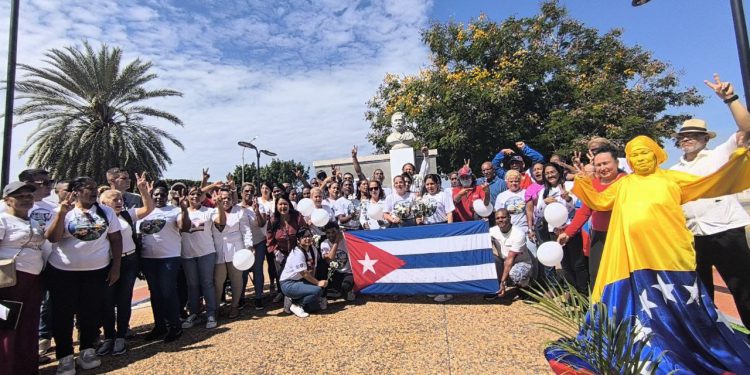 Maracaibo rindió honores a José Martí en su natalicio 1 IMG 20260128 WA0384