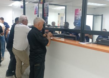 Habilitarán taquillas para pagar impuestos en centros comerciales de Maracaibo 5 IMG 20260110 102924