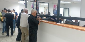 Habilitarán taquillas para pagar impuestos en centros comerciales de Maracaibo 14 IMG 20260110 102924