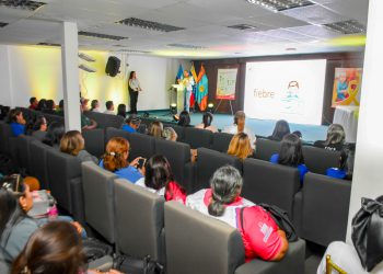 Damasur y Fundanica capacitan a docentes de San Francisco en la detección temprana del cáncer infantil 3 IMG 20260219 WA0121