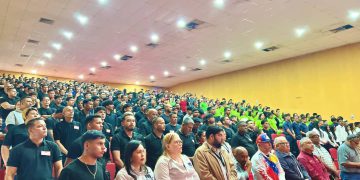 Inces Zulia acerca al pueblo a la "Reforma Parcial de la Ley Orgánica de Hidrocarburos" 11 IMG 20260222 WA0055