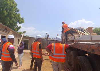 Viceministro de Vivienda y Hábitat entregó materiales para la culminación del Urbanismo Ambrosio I en Cabimas 2 IMG 20260301 WA0120