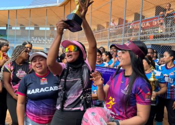 Brillantes del Zulia y Chicas de Astros, dominaron la Copa "Imdeprec" de kickingbol 2 Brillantes del Zulia y Chicas de Astros, dominaron la Copa «Imdeprec» de kickingbol