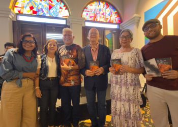 Teatro Baralt se consagra como epicentro literario del Zulia en el Día Mundial de la Poesía