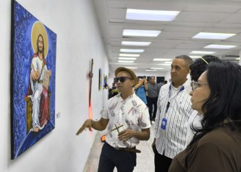 Alcaldía de Maracaibo inaugura exposición «Arte Sacro: La Belleza de lo Sagrado»
