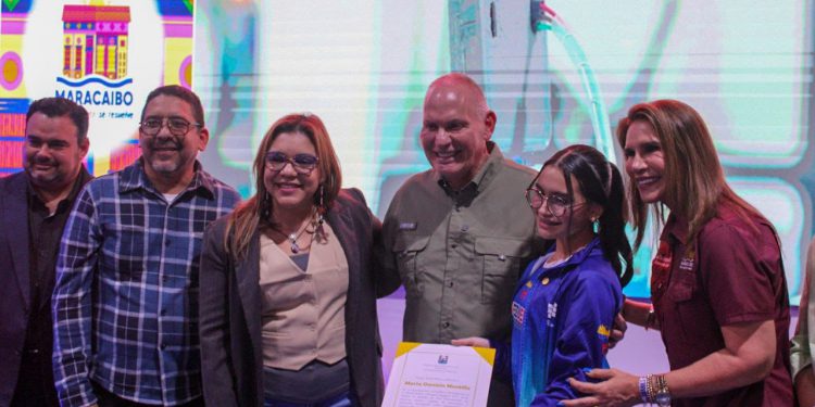 Maracaibo contará con sede de la Federación Venezolana de Robótica tras éxito de jóvenes en olimpiadas