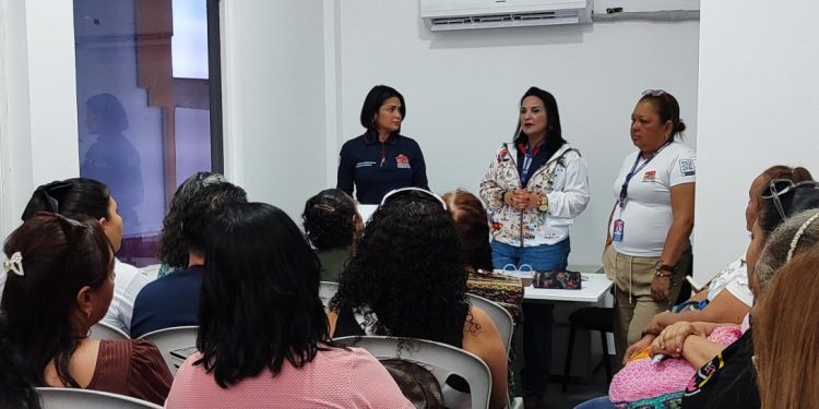 Fomutur suma a 50 nuevos artesanos y emprendedores de Maracaibo